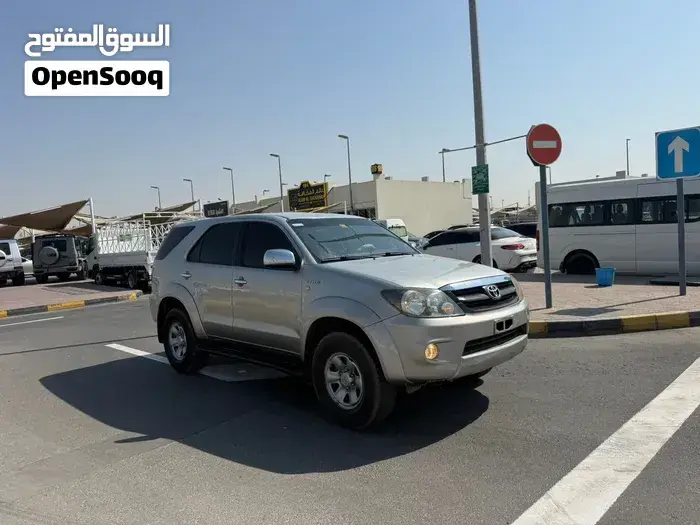 Toyota Fortuner 2008 photo 3
