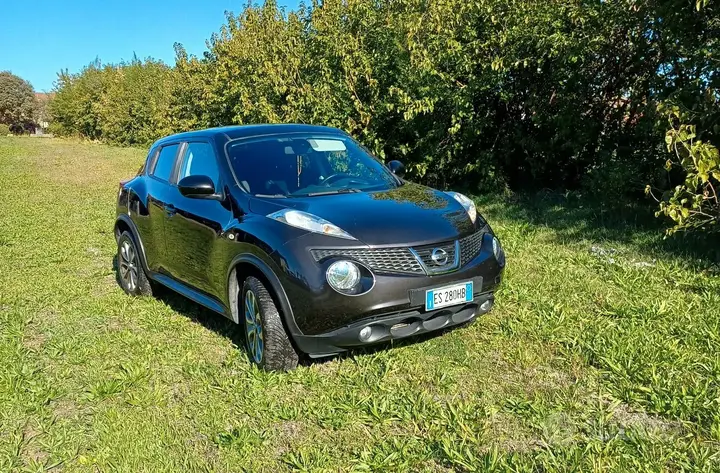 Nissan Juke 2013 photo 2