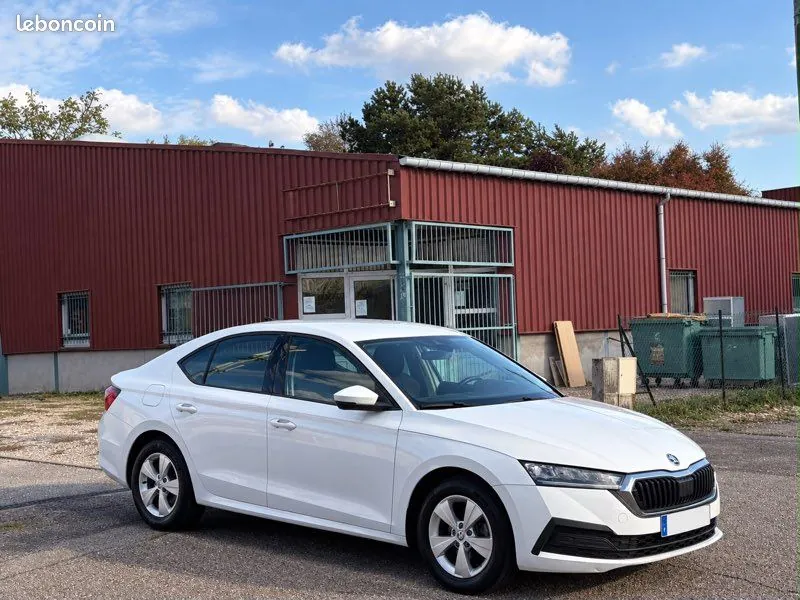 Skoda Octavia 2022 photo 2