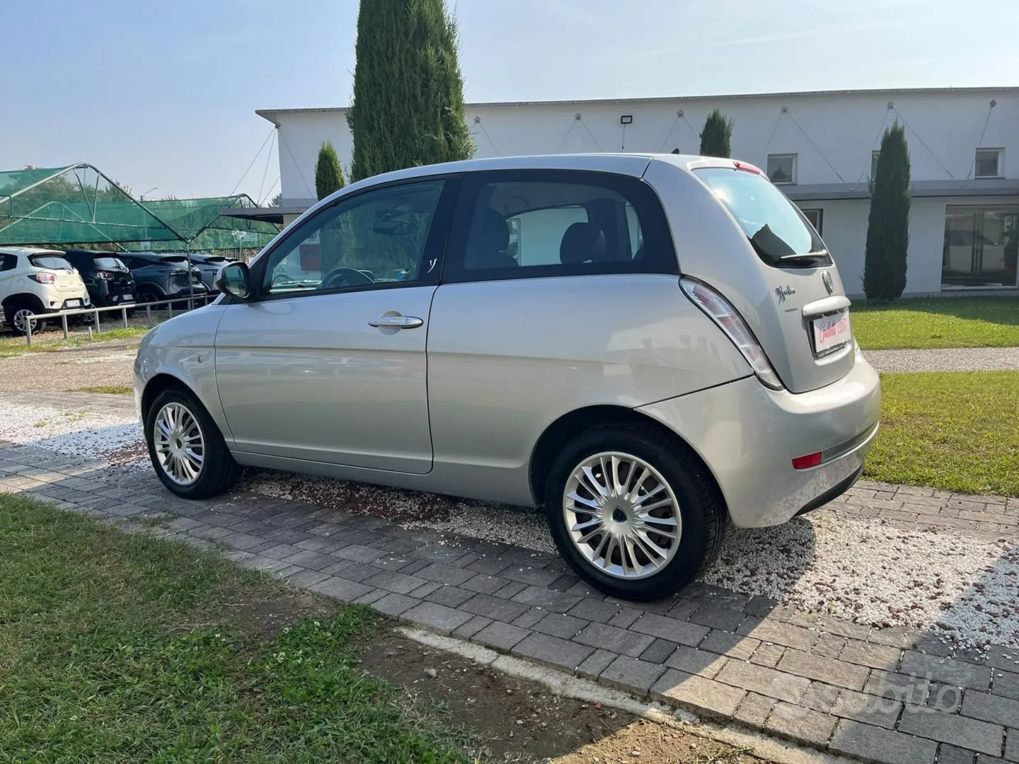 Lancia Ypsilon 2010 photo 2