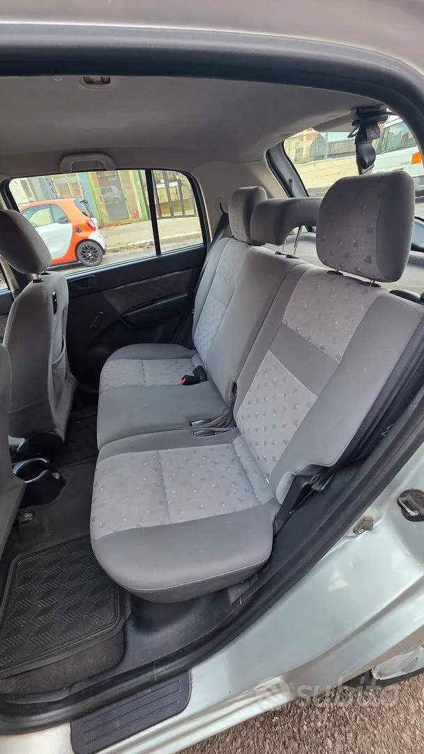 Hyundai Getz 2005 photo 3