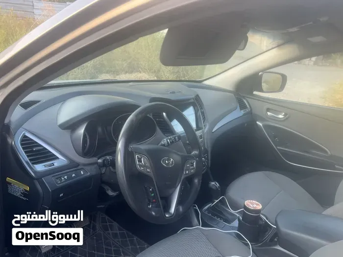 Hyundai Santa Fe 2016 photo 2