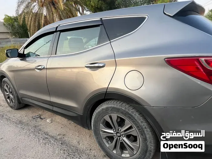 Hyundai Santa Fe 2016 photo 3