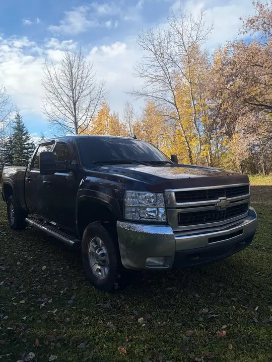 Chevrolet Silverado 2500 2010 photo 3