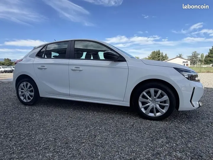 Opel Corsa 2024 photo 4