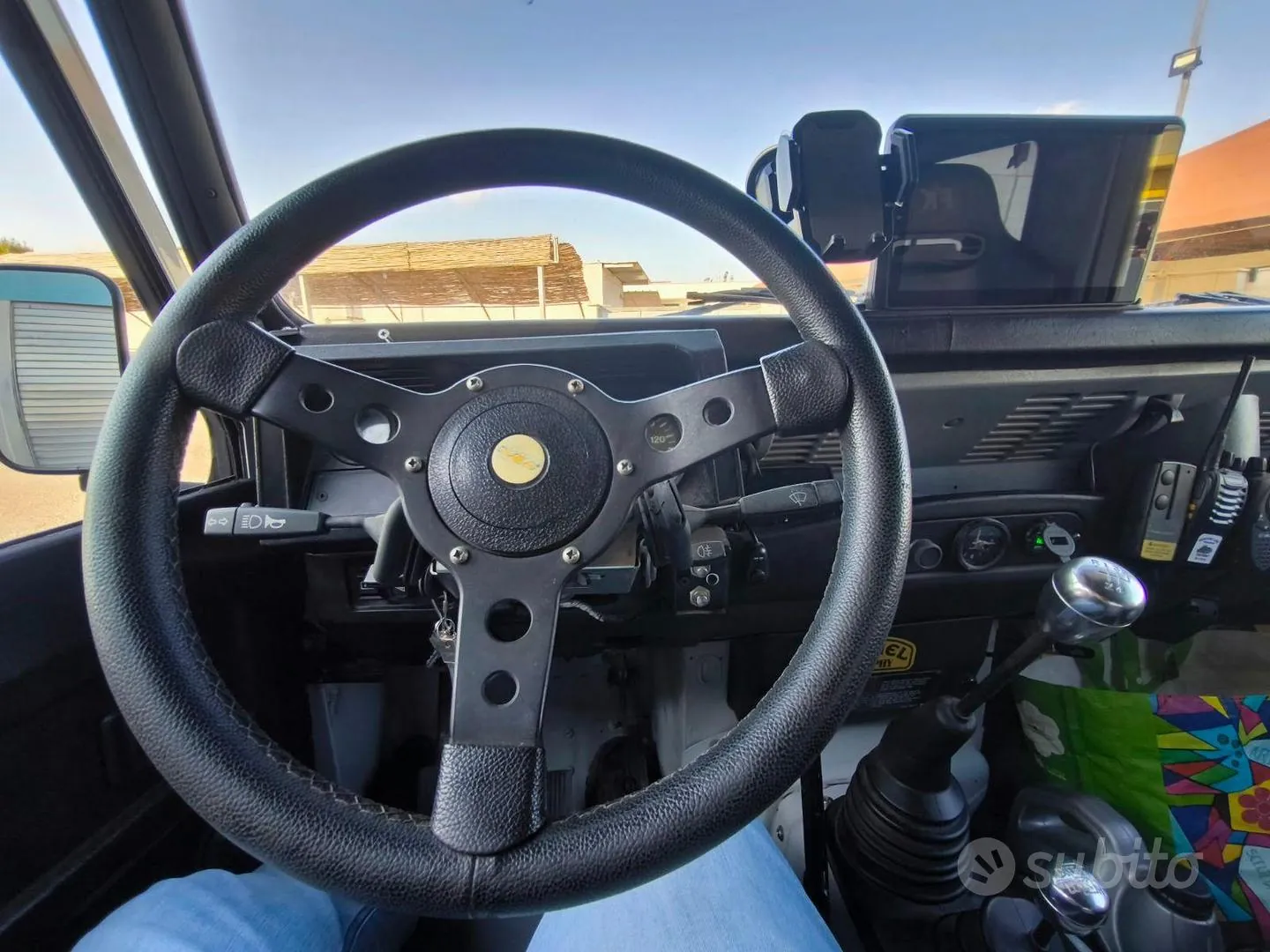 Land Rover Defender 1988 photo 5