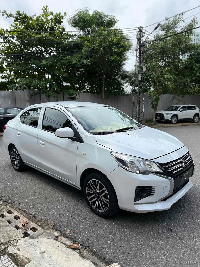 Mitsubishi Attrage 2023 photo 2