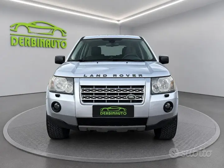 Land Rover Freelander 2008 photo 2