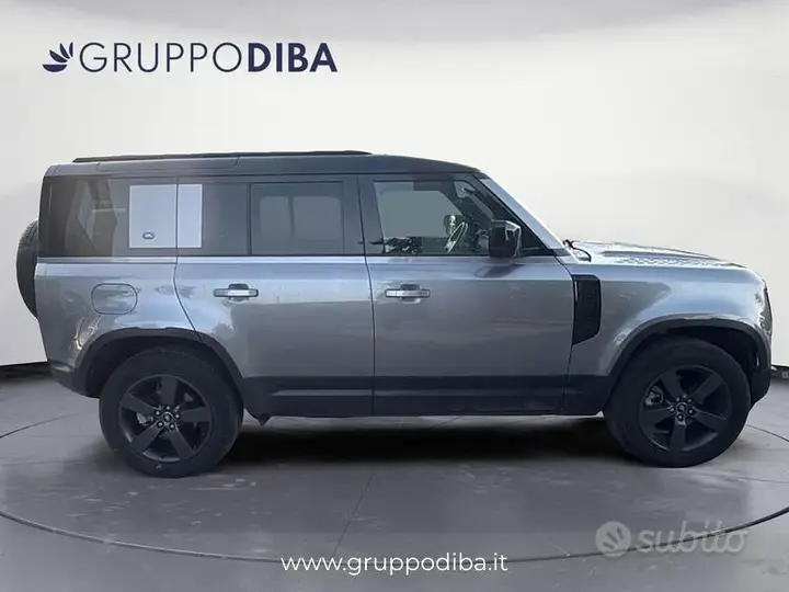 Land Rover Defender 2022 photo 4