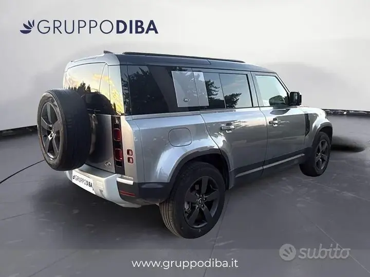 Land Rover Defender 2022 photo 5