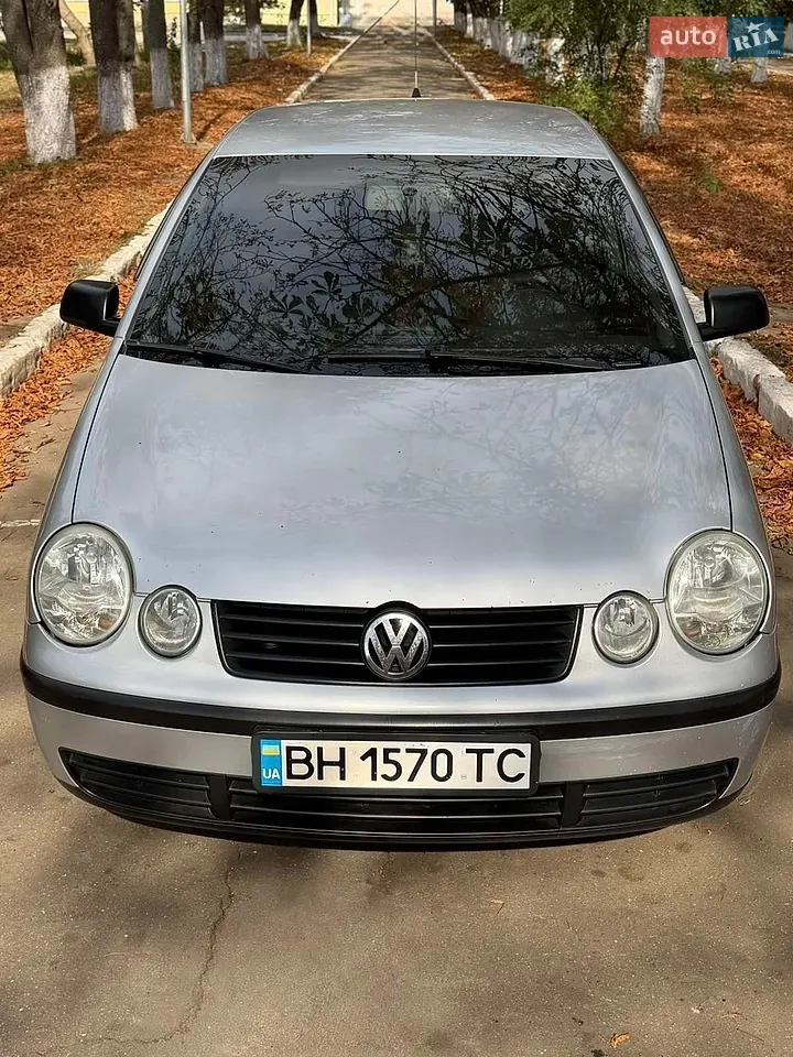 Volkswagen Polo 2003 photo 2