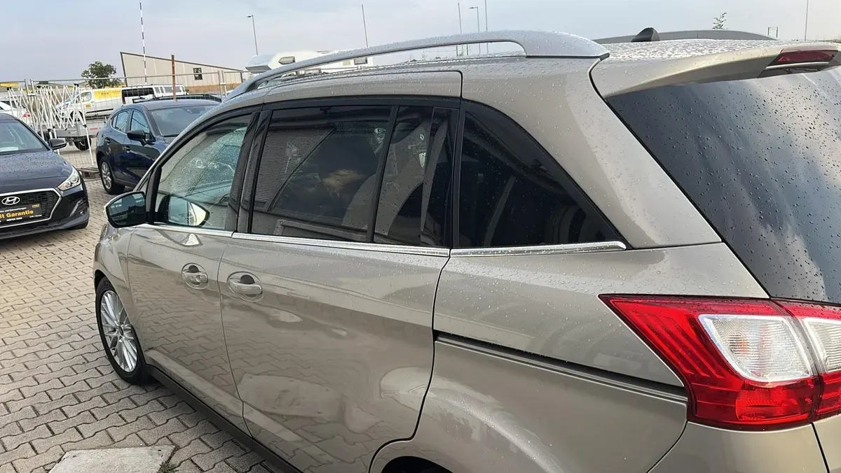 Ford C-Max 2018 photo 2
