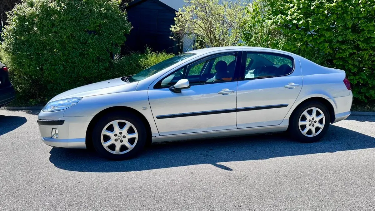Peugeot 407