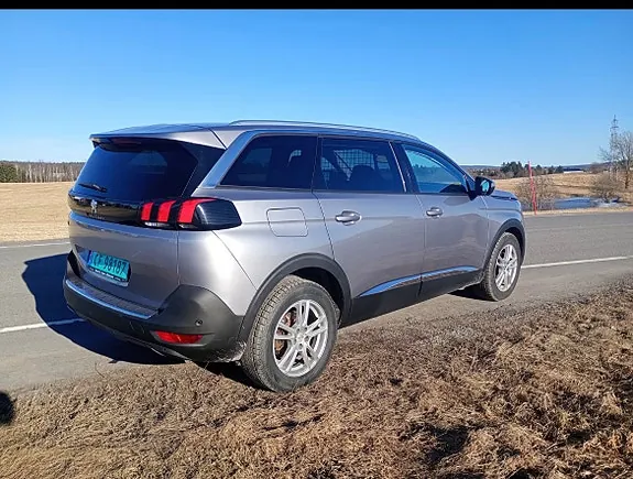 Peugeot 5008 2019 photo 3