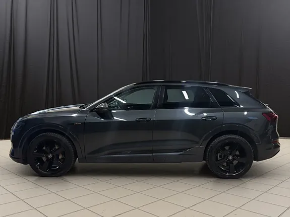 Audi E-Tron 2020 photo 2