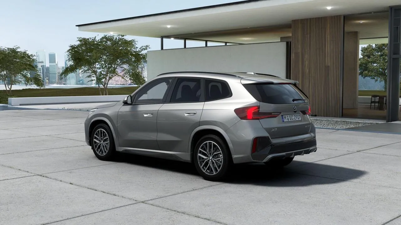 BMW X1 photo 2