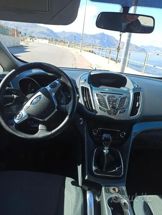 Ford C-Max 2012 photo 4