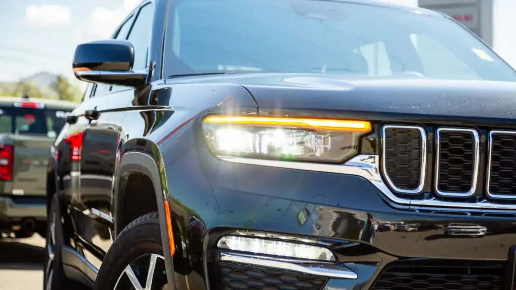 Jeep Grand Cherokee 2024 photo 3