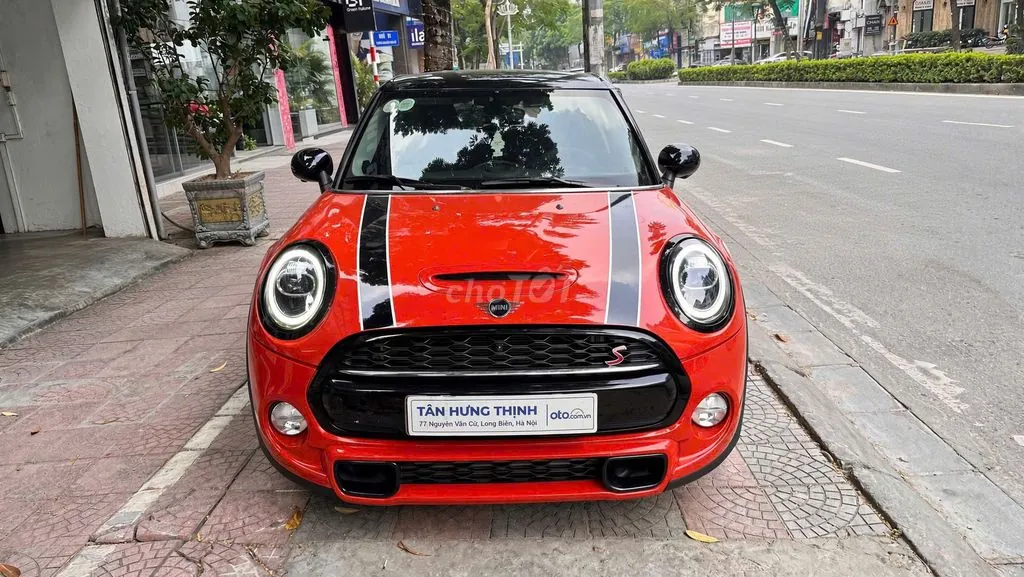 Mini Cooper S 2019 photo 2