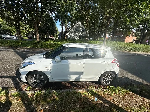 Suzuki Swift 2015 photo 4