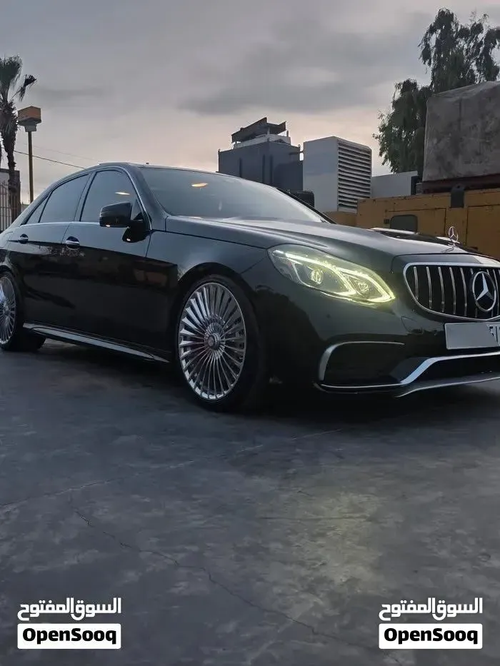 Mercedes-Benz E 200 2016 photo 2