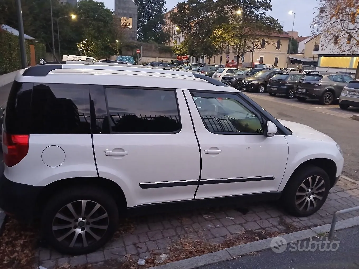 Skoda Yeti 2012 photo 4