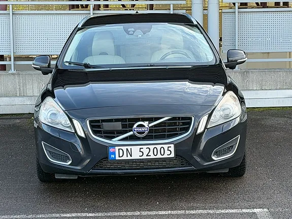 Volvo V60 2011 photo 3