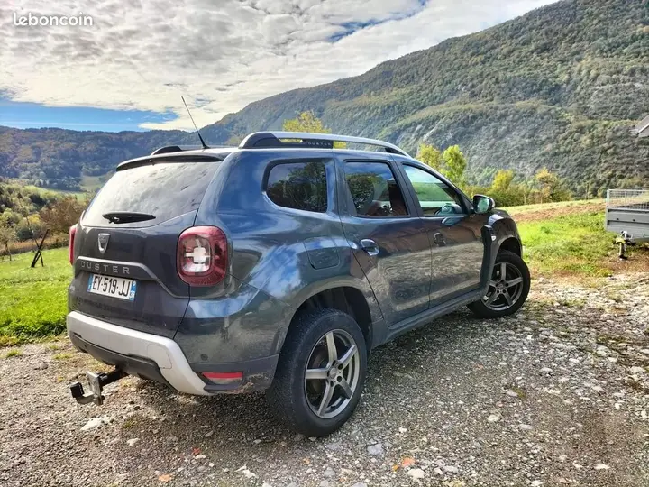 Dacia Duster 2018 photo 2