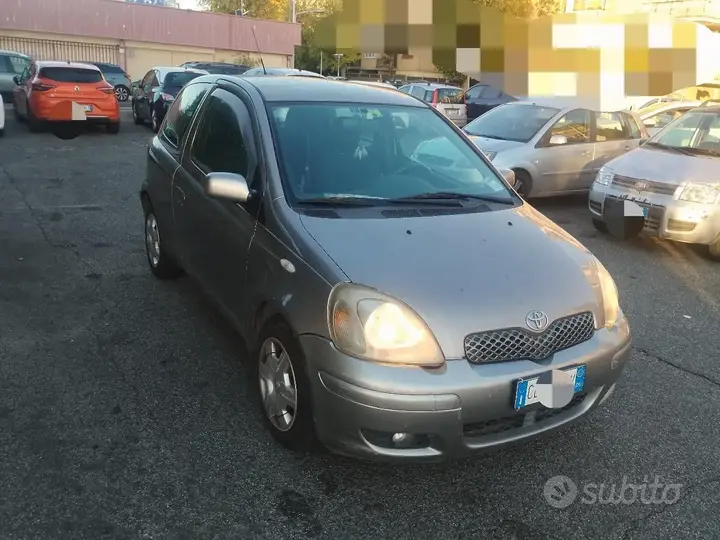 Toyota Yaris 2003 photo 4
