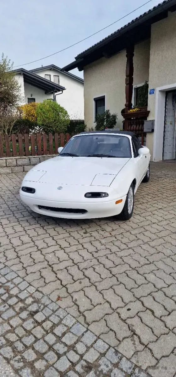 Mazda Mx-5 1997 photo 3