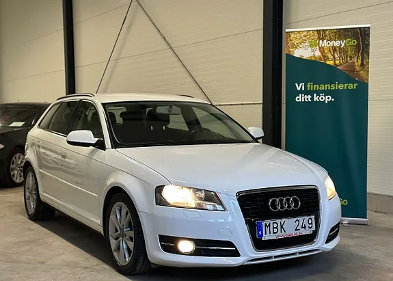 Audi A3 2012 photo 2
