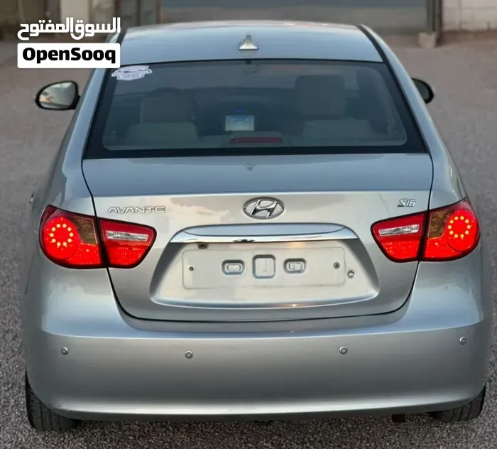 Hyundai Avante 2009 photo 4