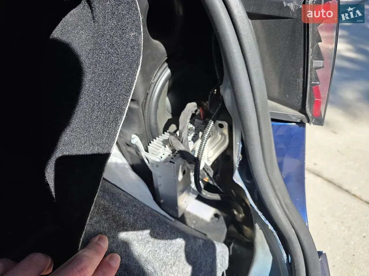 Tesla Model 3 2023 photo 2