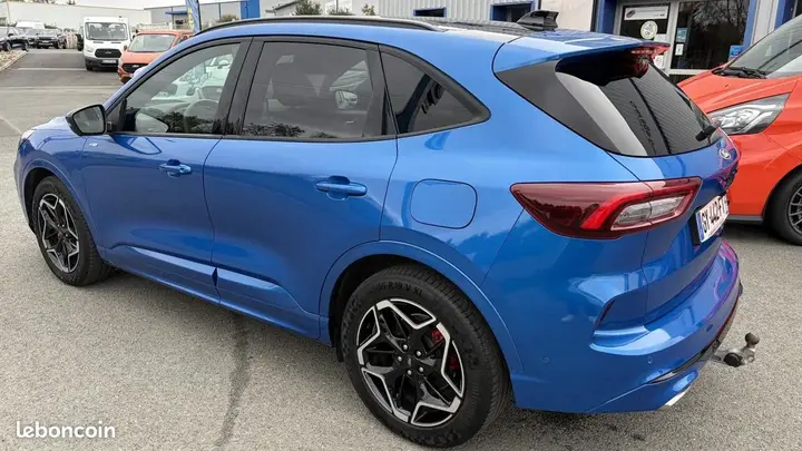 Ford Kuga 2024 photo 2
