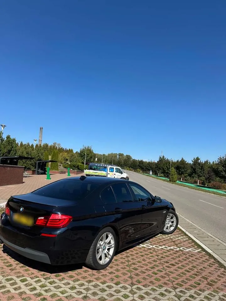 BMW F10