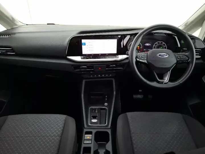 Ford Grand Tourneo Connect 2024 photo 3
