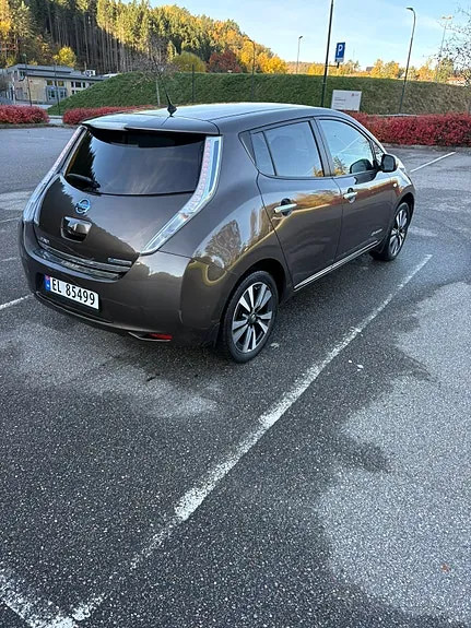Nissan Leaf 2016 photo 5