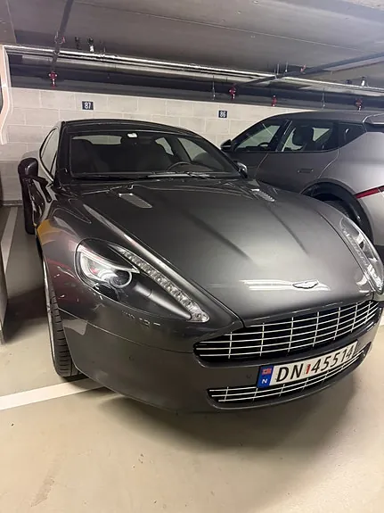 Aston Martin Rapide 2010 photo 3