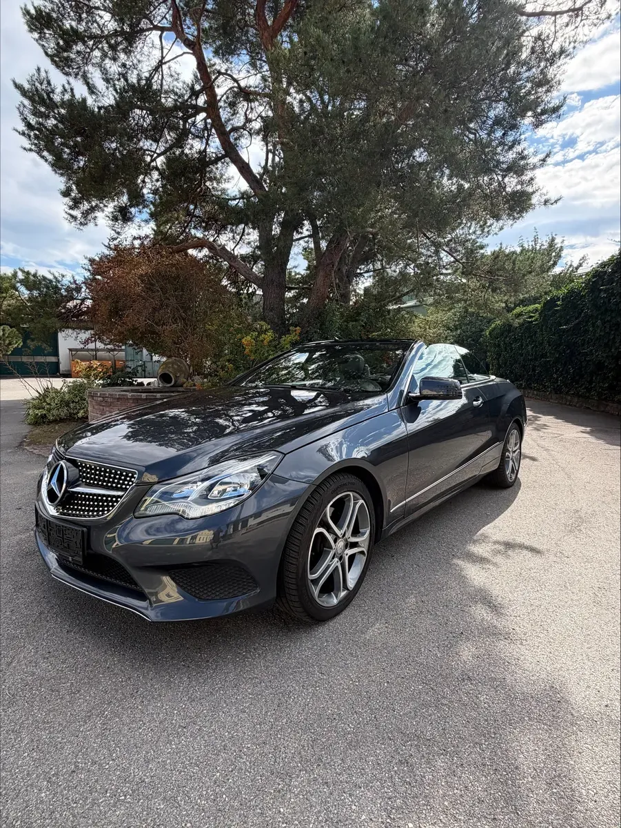 Mercedes-Benz E-Class 2013 photo 2