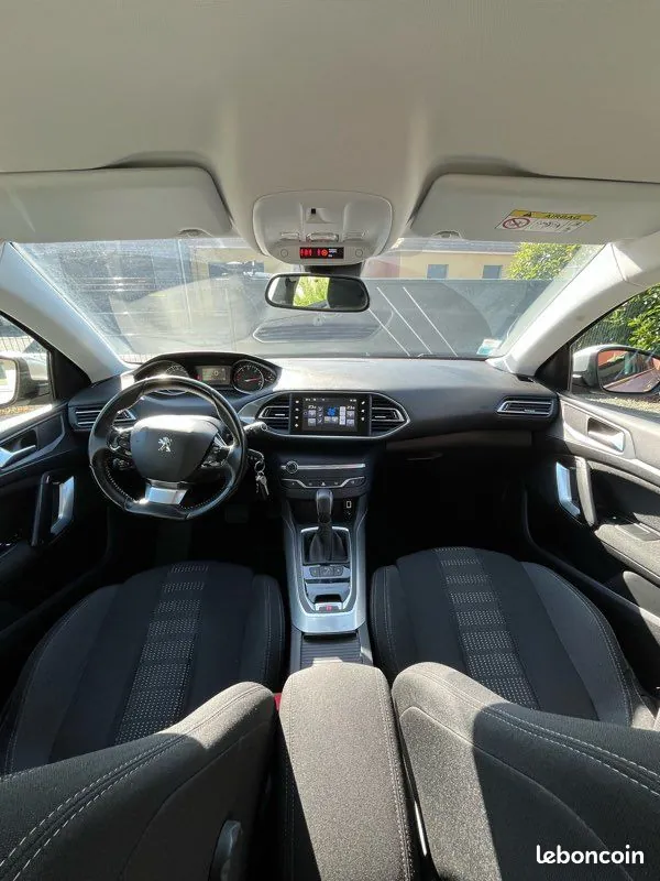 Peugeot 308 2016 photo 3