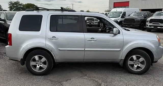 Honda Pilot 2011 photo 2