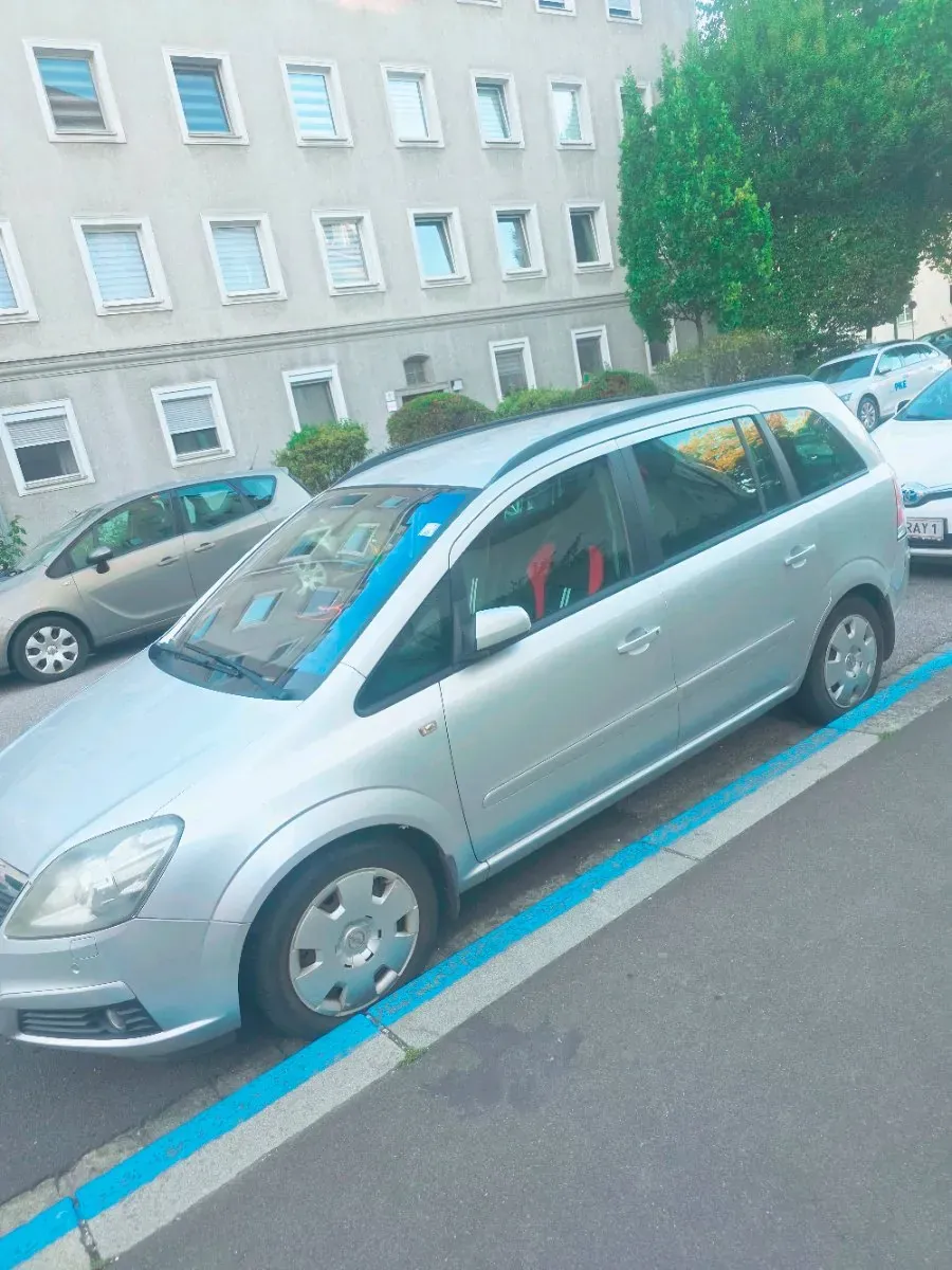 Opel Zafira 2006 photo 2