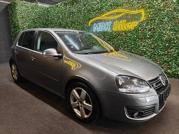 Volkswagen Golf V