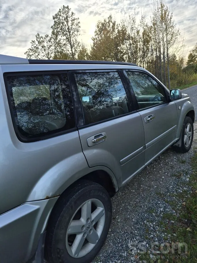 Nissan X-Trail 2005 photo 4