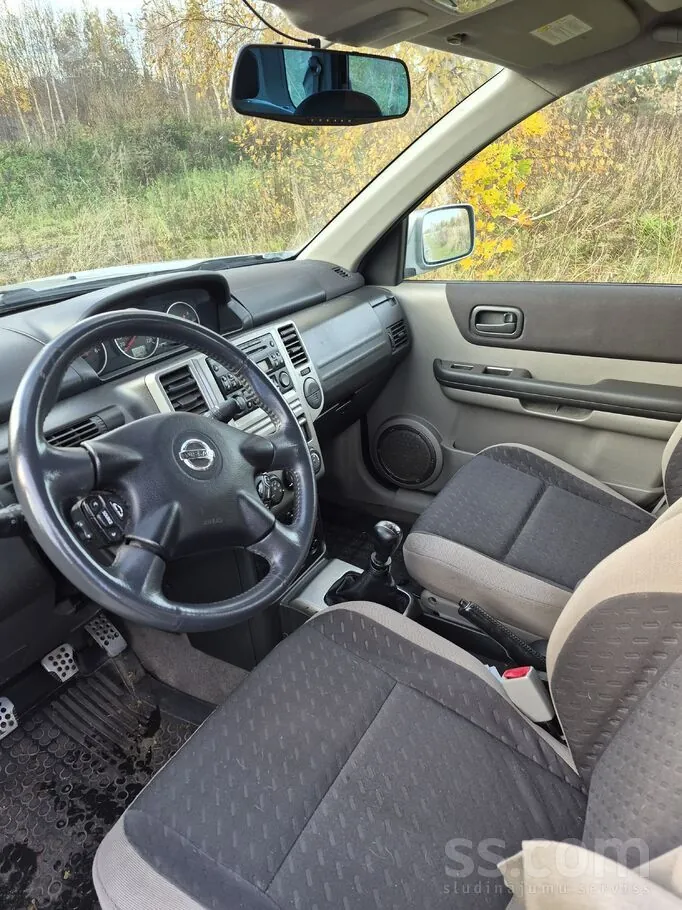Nissan X-Trail 2005 photo 5