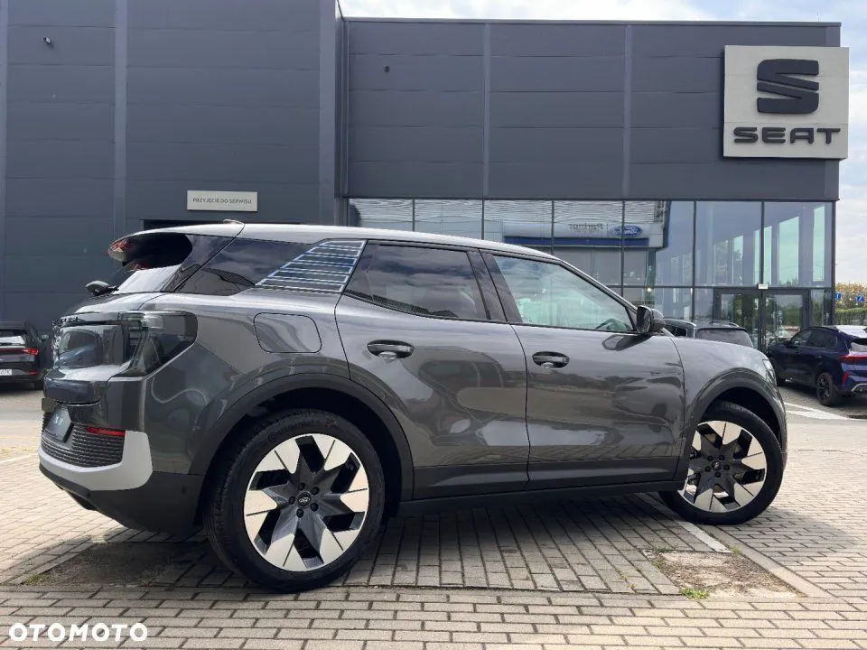 Ford Explorer 2026 photo 5