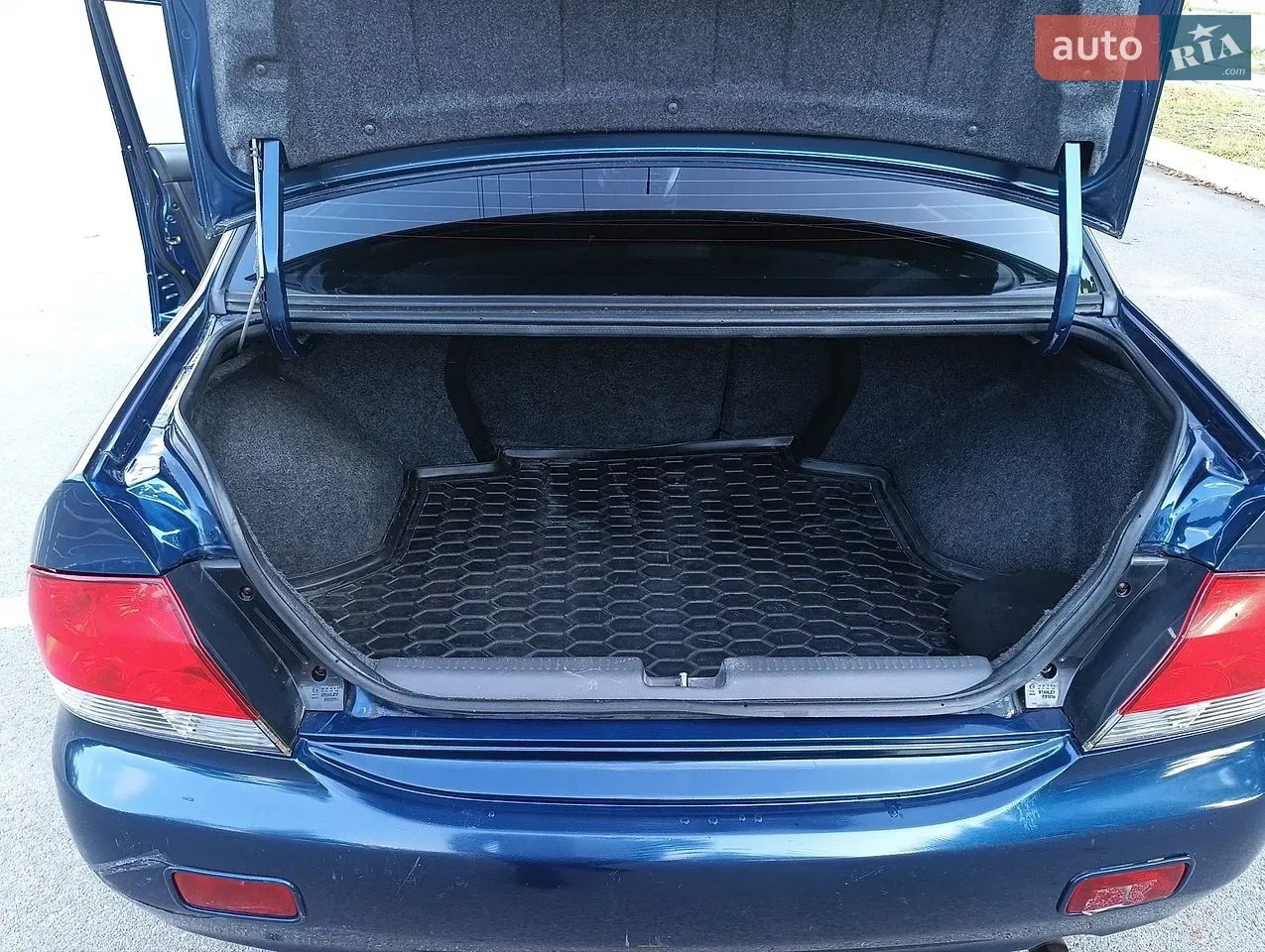 Mitsubishi Lancer 2006 photo 4