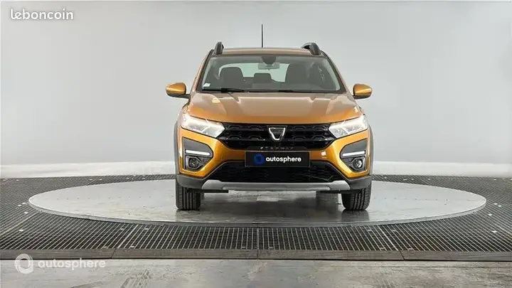 Dacia Sandero 2022 photo 2