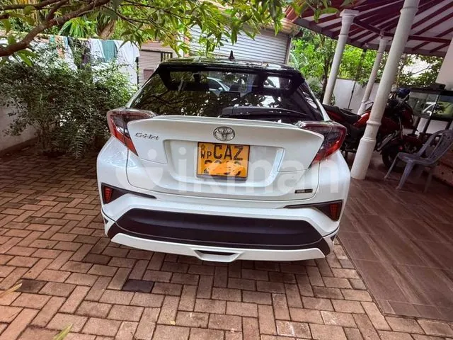 Toyota Chr 2018 photo 2