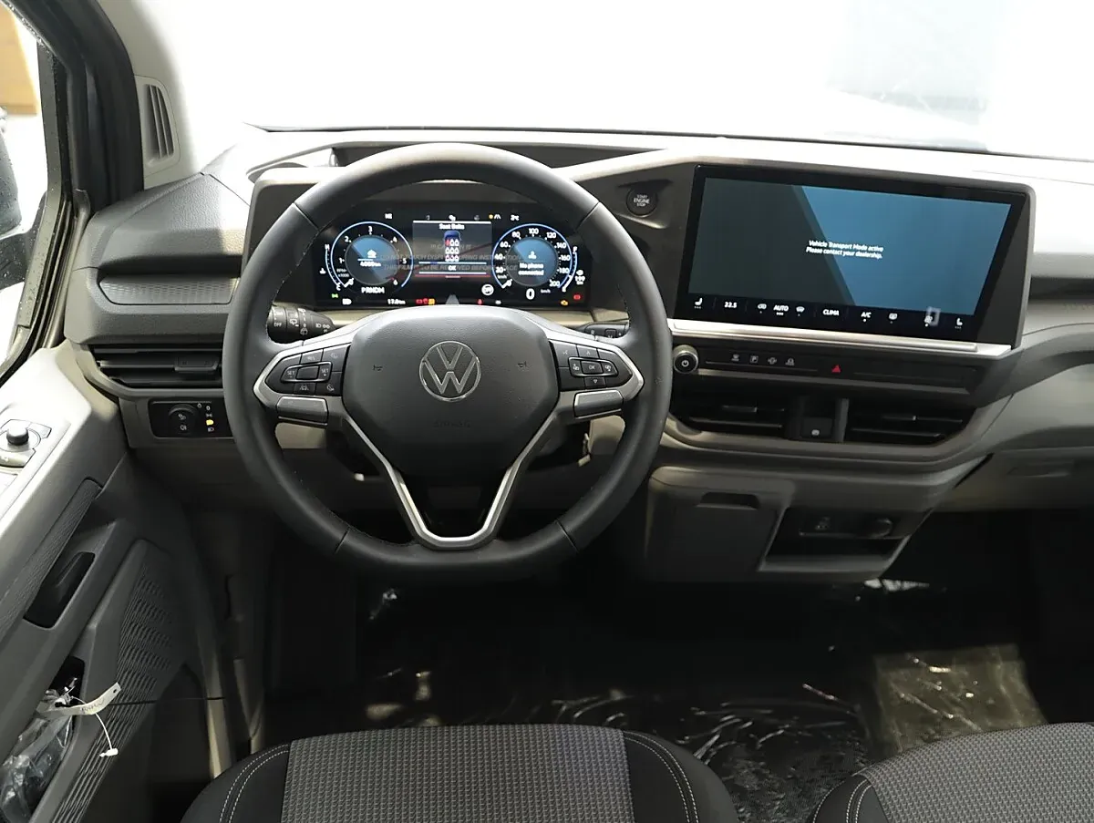 Volkswagen Caravelle 2026 photo 2